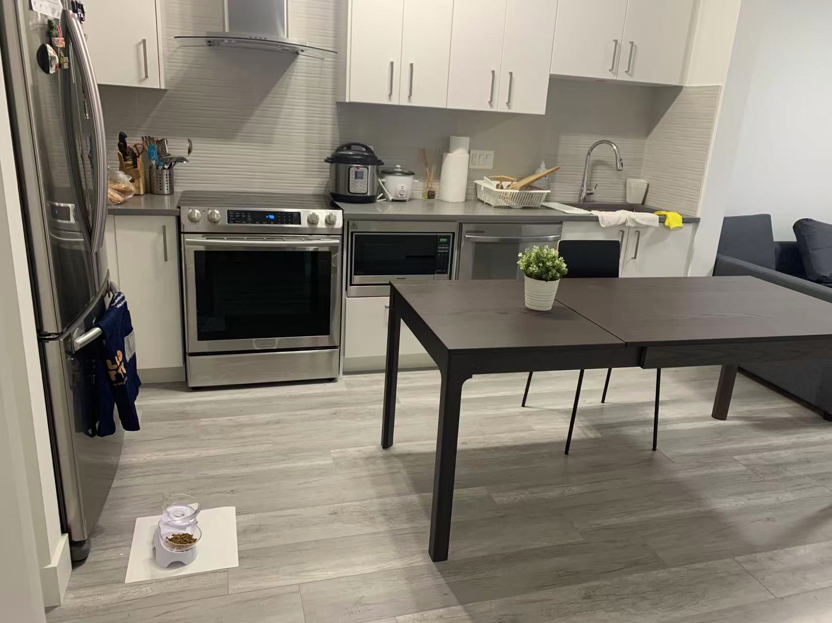 13978 Fraser Highway - A306